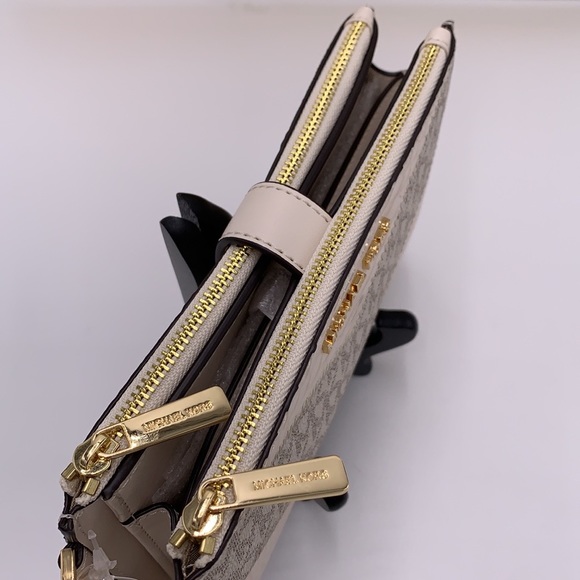 MICHAEL KORS LARGE DOUBLE ZIP WRISTLET
WALLET light cream MULTI COLOR - Picture 6 of 12